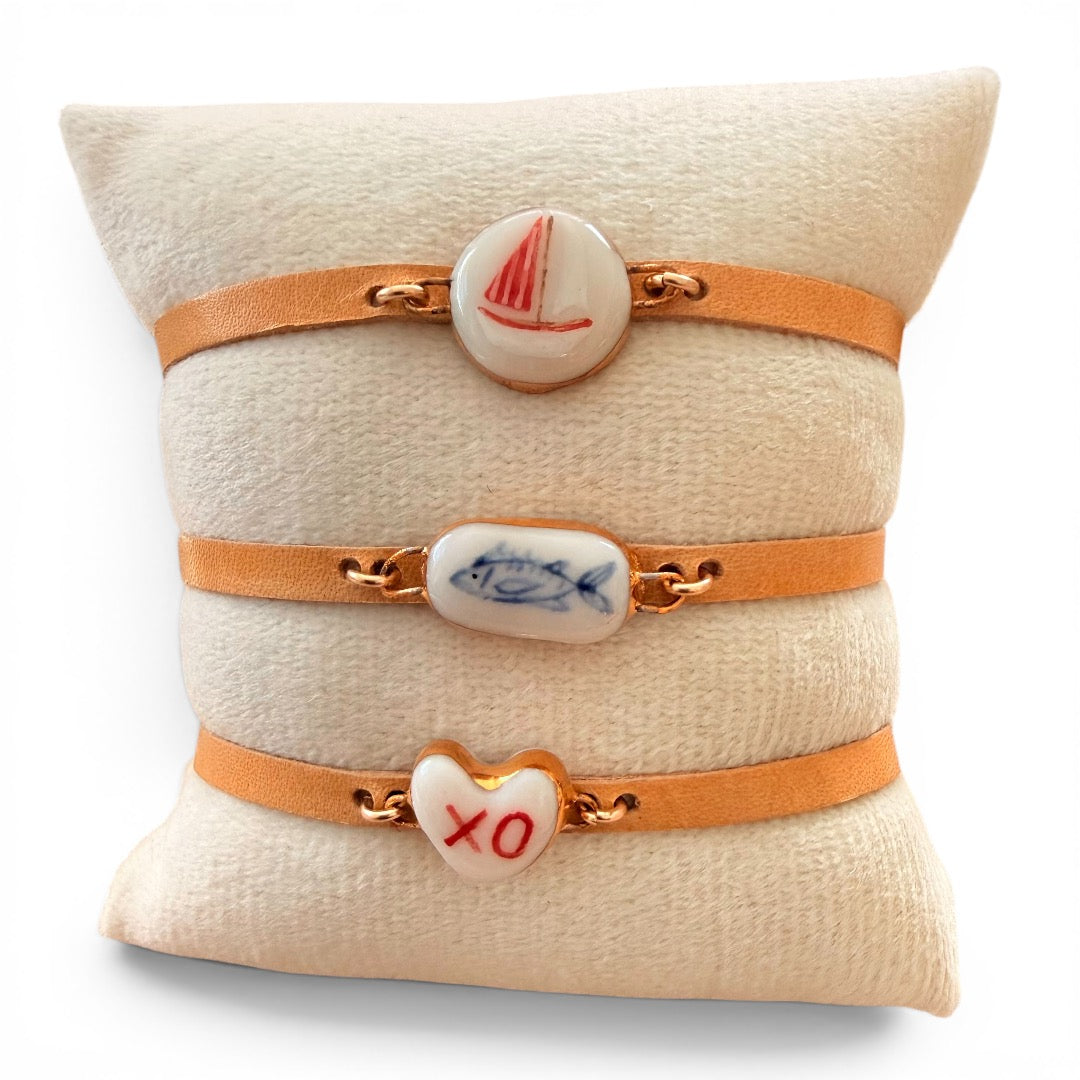 Adjustable Crème Leather Charm Bracelet