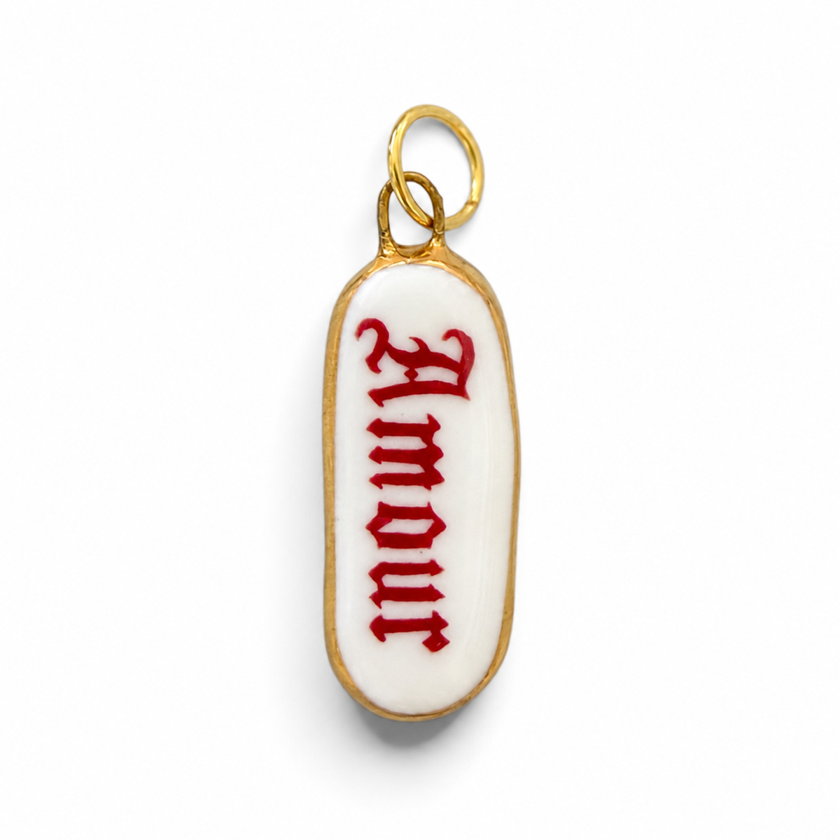 “Amour” Old English Bar Charm