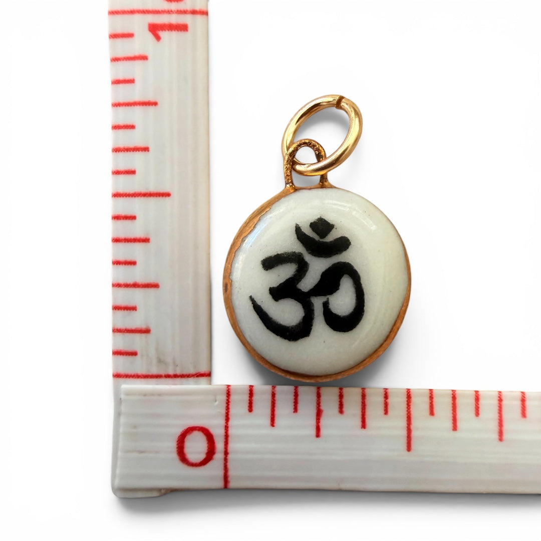 Om Charm
