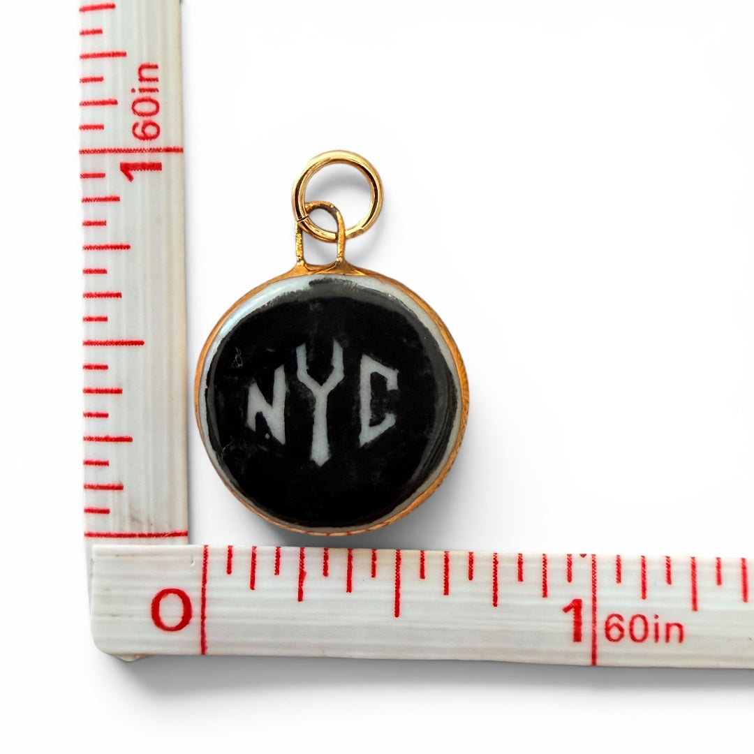 B&W "NYC" Charm