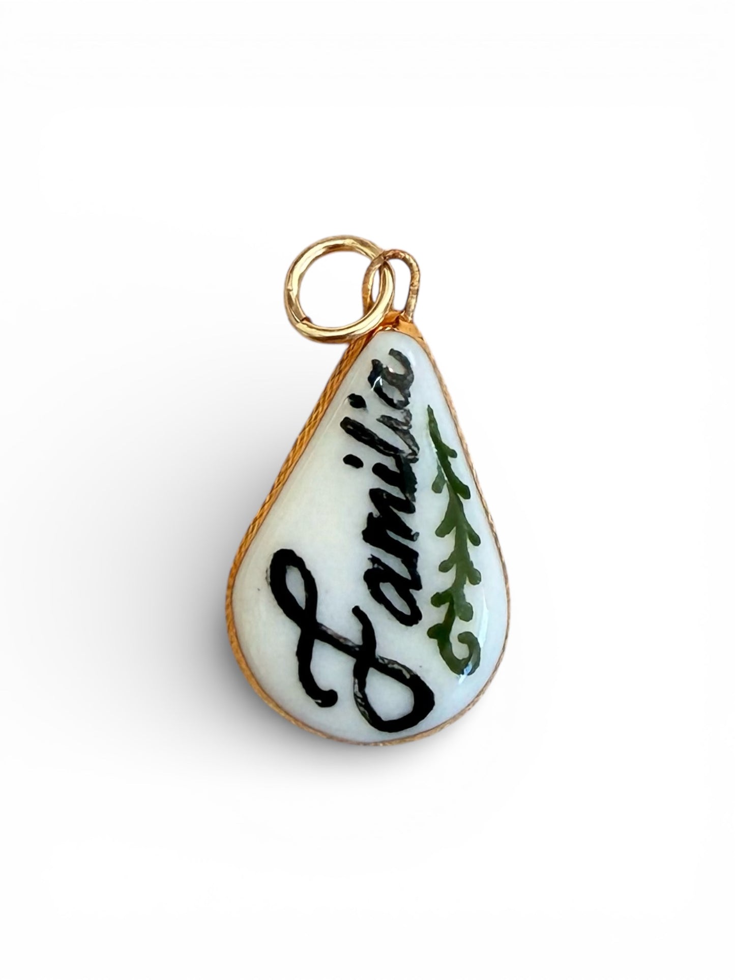 “Familia” Charm