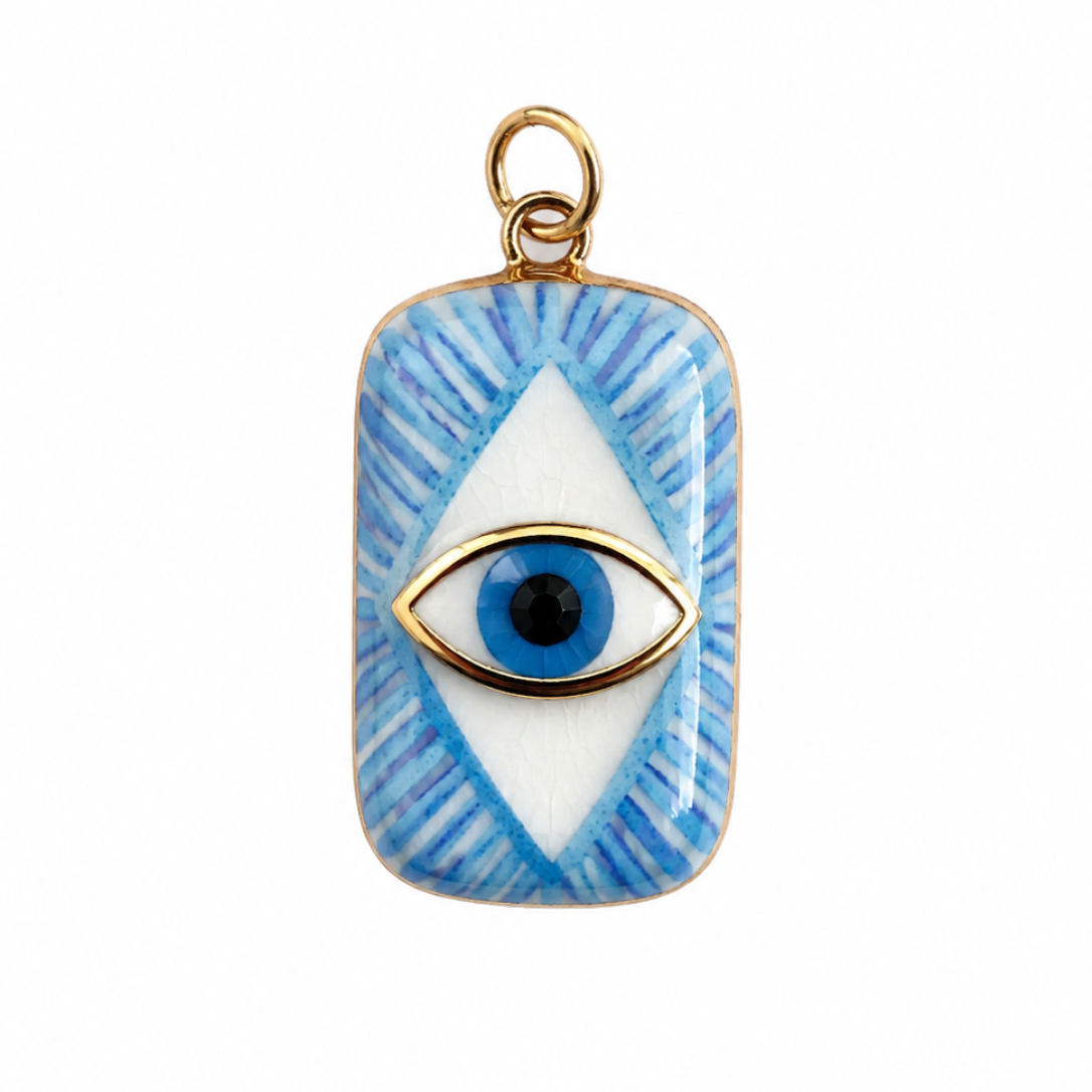 Shining Eye Charm