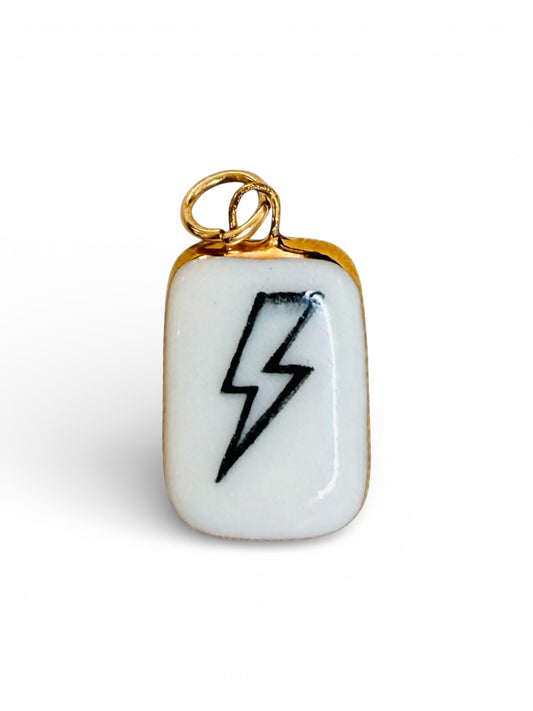 Lightning Bolt Outline Charm