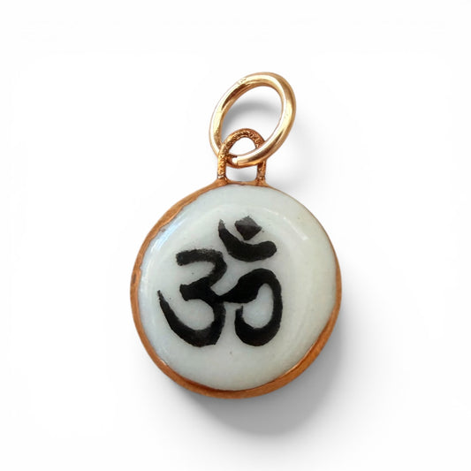 Om Charm
