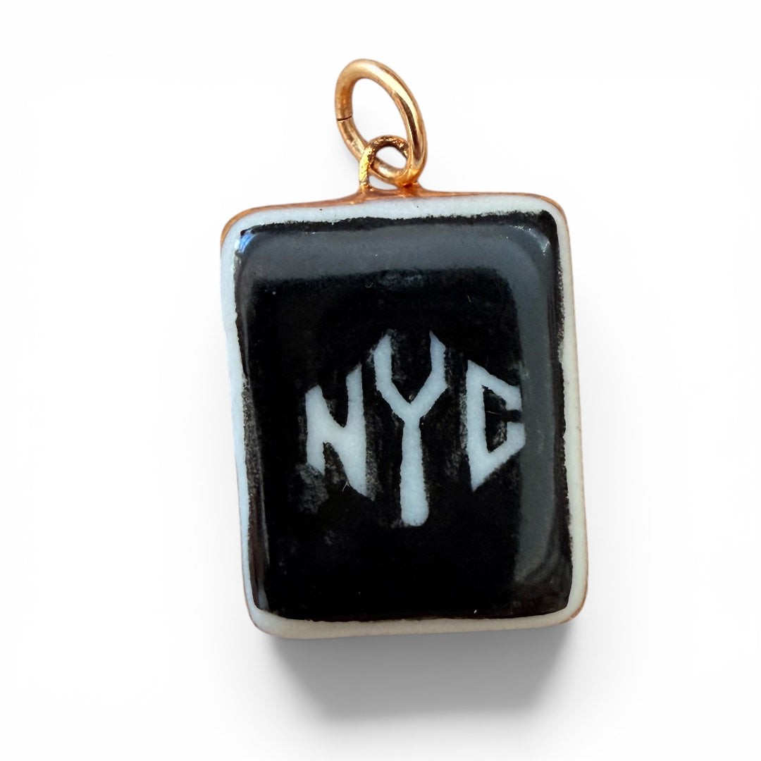 B&W "NYC" Charm